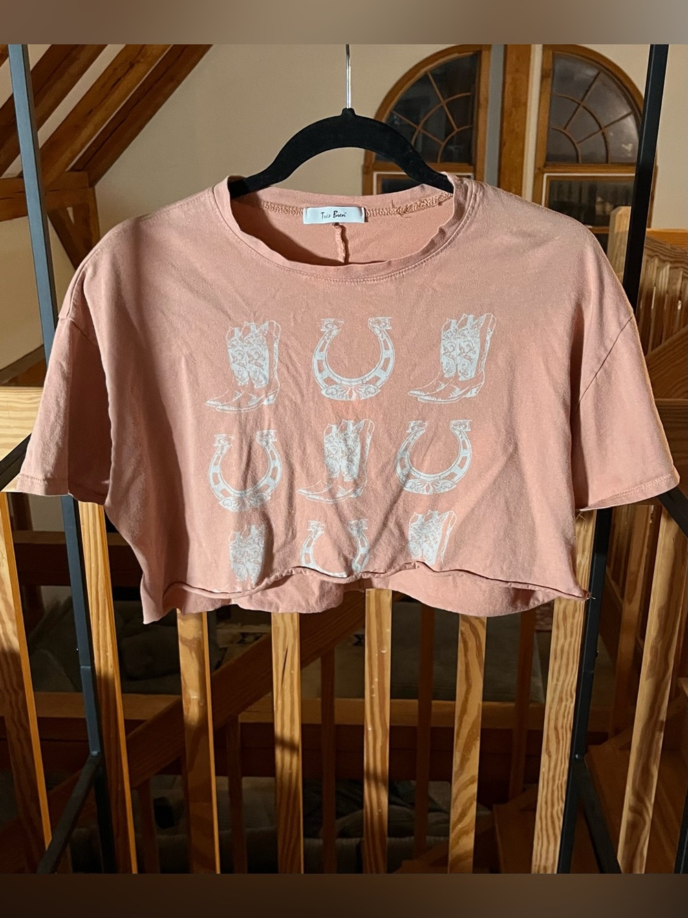 Pale Pink Cow Girl Cropped Graphic Tee with Horseshoe & Boot Motif